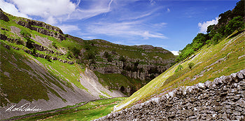 Entrance to Gordale Scar Card - by Mark Denton Photography